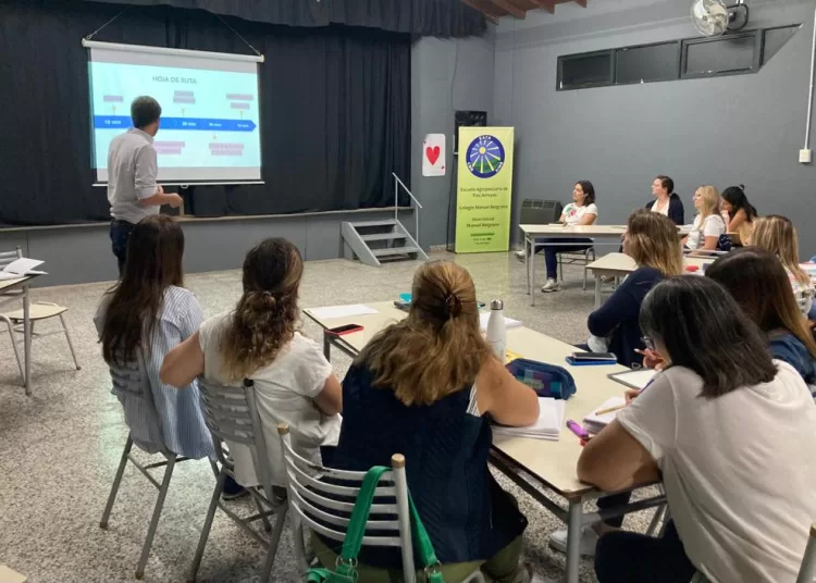 Establecieron topes en las cuotas de colegios privados hasta julio