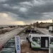 La costa y el viento, una pareja inseparable: hasta 30 kilómetros por hora, tormenta eléctrica y lluvia en la mañana dominical