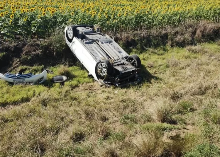Volcó un auto en cercanías a Cascallares y no hubo heridos