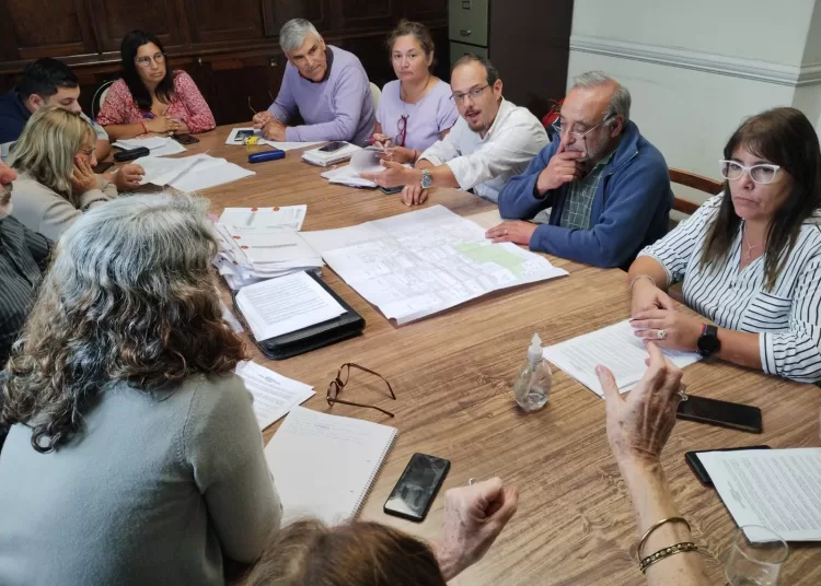 Nuevo Olimpo: concurrieron funcionarios de Obras Públicas por trabas administrativas ante ampliación de servicios