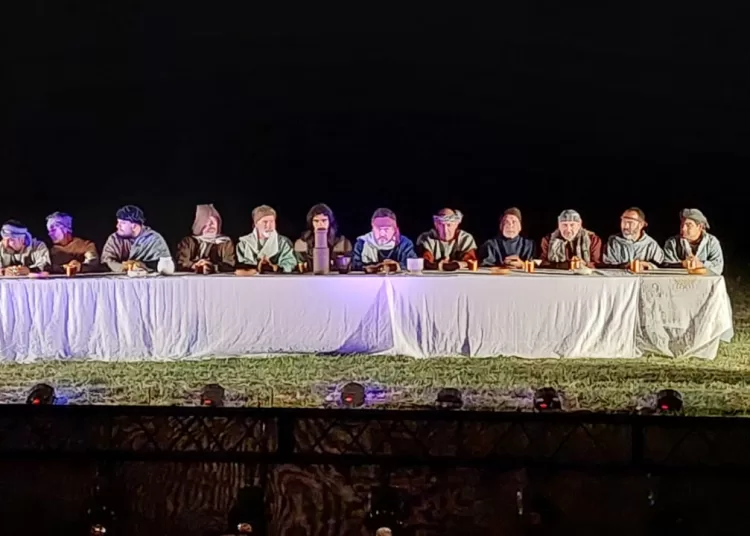 Recrearon la última cena de Jesús previo al Via Crucis