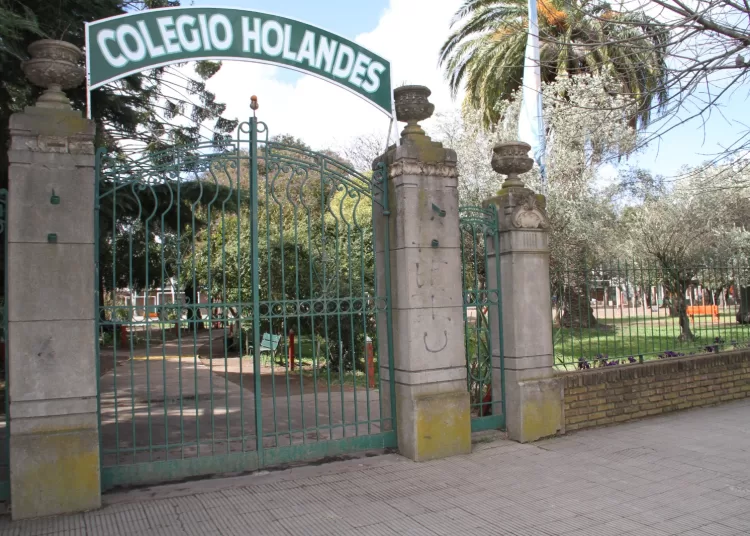 Mayo asoma con aumentos que abarcan desde tasas municipales y servicios hasta tarjetas, colegios y Netflix
