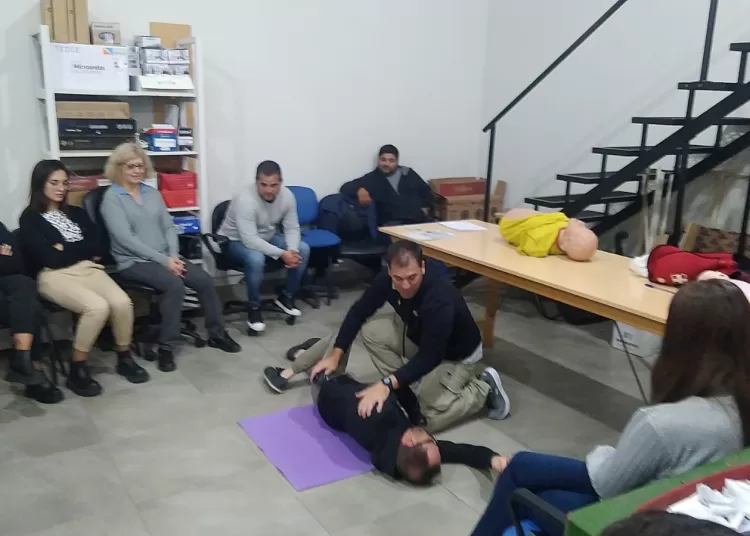 Capacitaron en RCP a trabajadores municipales