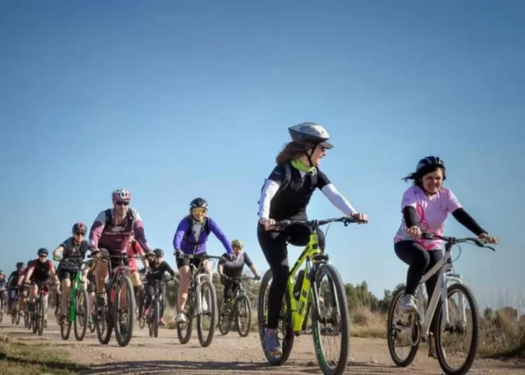 Cicloturismo solidario con los Jardines Frutillitas