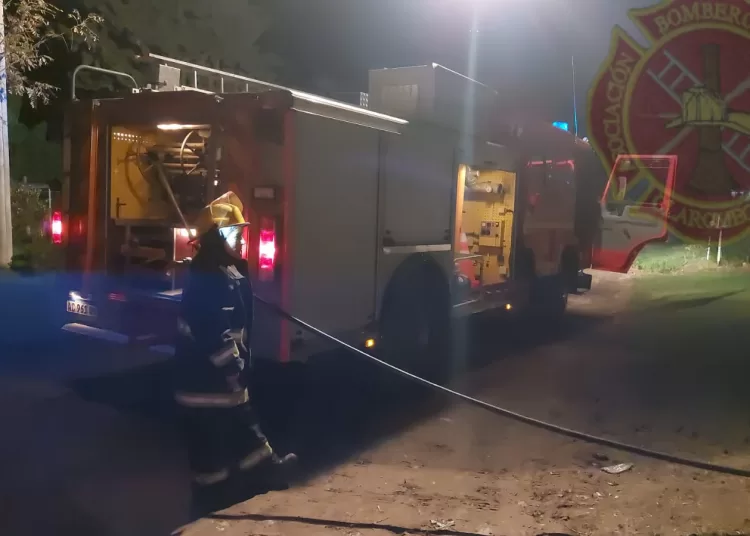 Claromecó: Bomberos intervinieron en un incendio hogareño