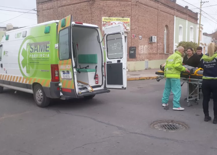 Motociclista herido tras colisión en Rodríguez Peña y Balcarce
