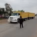 Realizan controles de camiones de carga en la Circunvalación