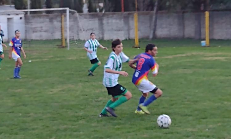Comenzó el Oficial del Femenino con triunfos de El Nacional, Huracán y Colegiales