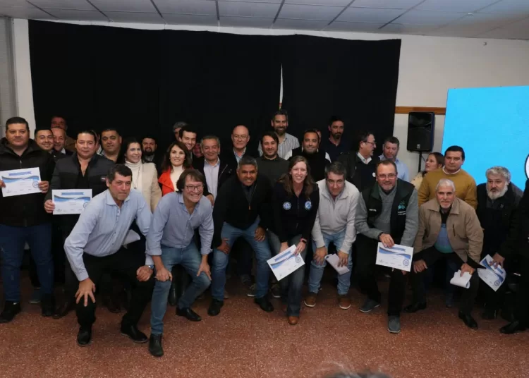 Pusieron en funciones al nuevo líder de la CGT Regional, que estará secundado por dos secretarios