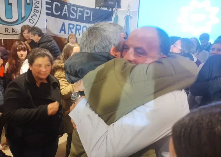 «Estamos ante el desafío de animarnos a más» : Unión por la Patria presentó a Pablo Garate y sus precandidatos