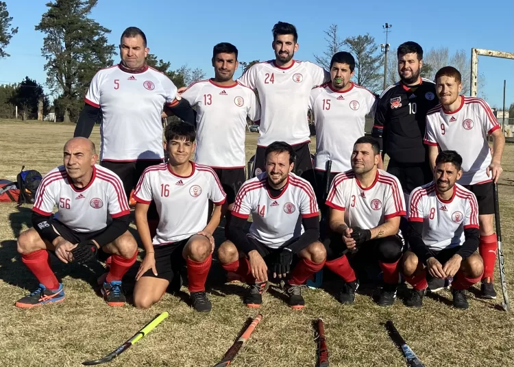 El masculino de hockey sobre césped de Huracán, en semis de la Liga Azuleña