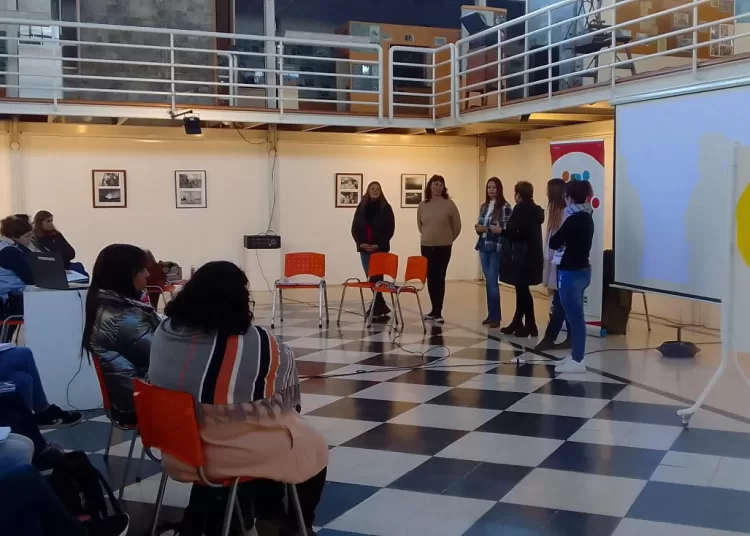 Capacitaron a docentes e inspectores sobre consumos problemáticos en el Mulazzi
