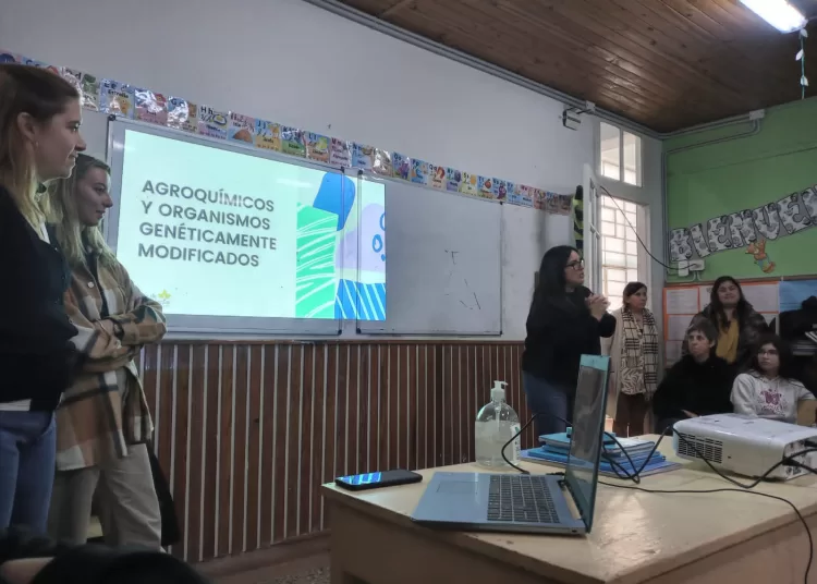 Charlas educativas sobre ambiente en Tres Arroyos