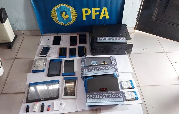 En el centenar de allanamientos provinciales contra pornografía infantil, buscaron a un consumidor de Copetonas
