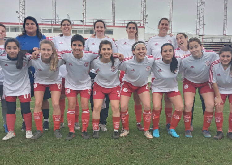 Argentino, El Nacional y Huracán no aflojan en el Femenino