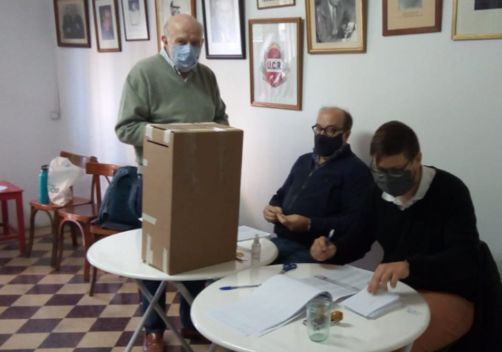 La interna radical, al rojo vivo: «va a haber precandidato pero no el que representa a la Comisión Directiva», alegó Mariano Pérez