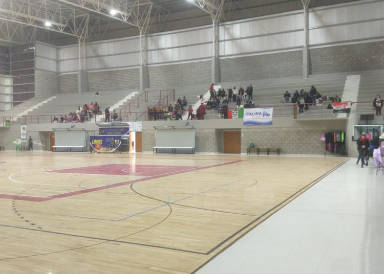 El Polideportivo recibe a patinadoras de la Provincia y La Pampa
