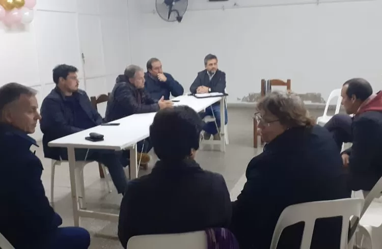 Renovación impulsa una oficina de juntas vecinales para conectar a los barrios