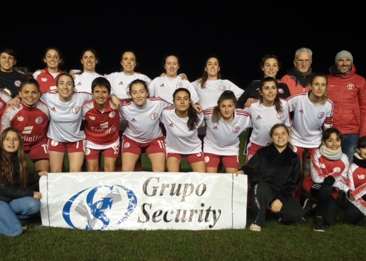 Huracán TA debutó con un triunfazo ante Villa Mitre