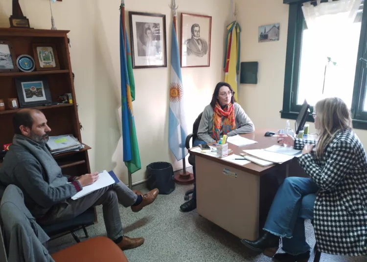 Directora de Urbanización visita Orense para abordar asuntos de tierras