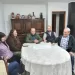 Intendente y funcionarios explican detalles del proyecto de pavimentación a residentes del Barrio Celta