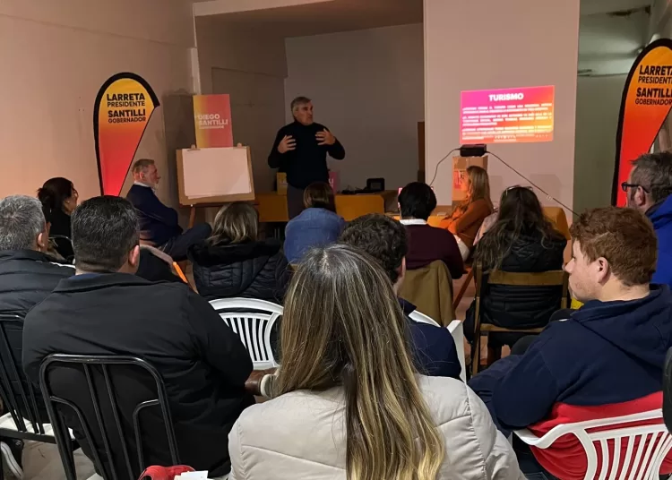 Ávila presentó sus propuestas de cara a las PASO