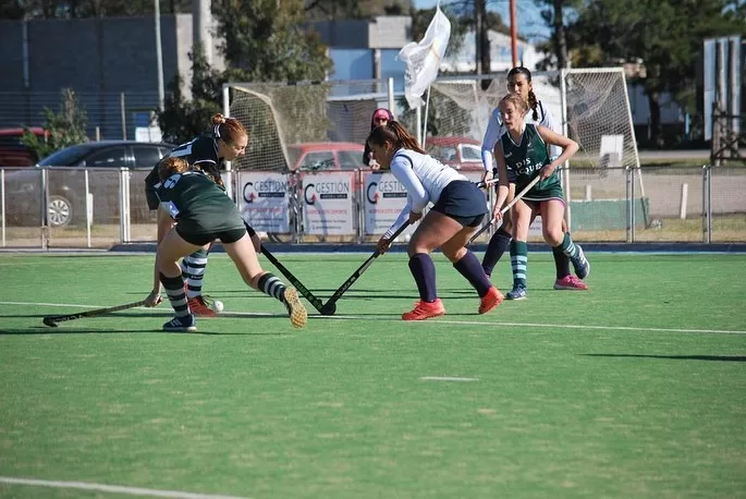 La selección Sub 16 de hockey parte rumbo a Junin