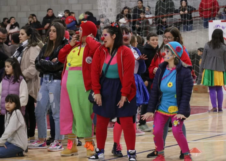 En el Polideportivo se desarrolló el festejo por el Día de las Niñeces