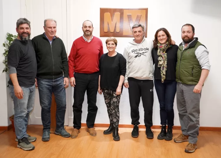 Voces del pasado, impulso al futuro: el Movimiento Vecinal refuerza su equipo