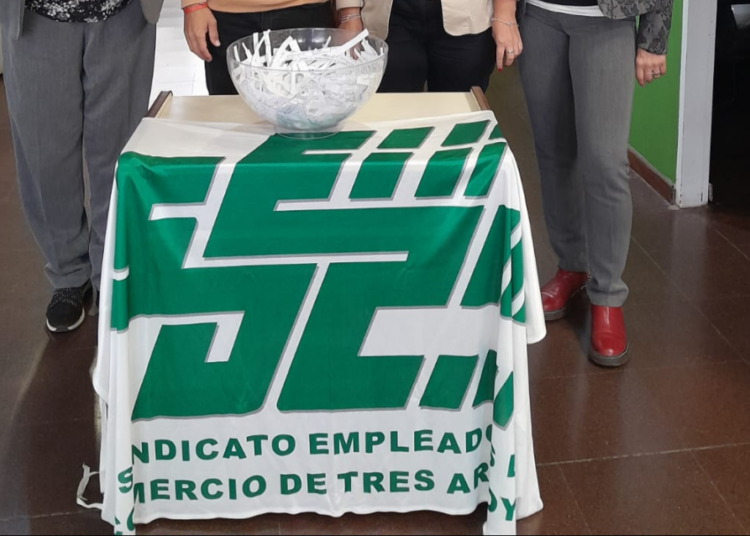 El bono de $60 mil se aplicará a empleados de comercio que ganen $370 mil o menos