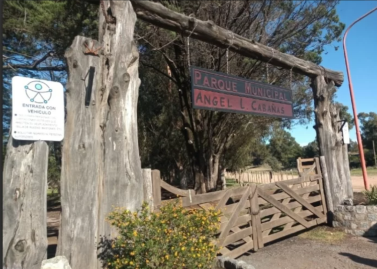 Por las fuertes ráfagas, cierran de manera preventiva el Parque Cabañas