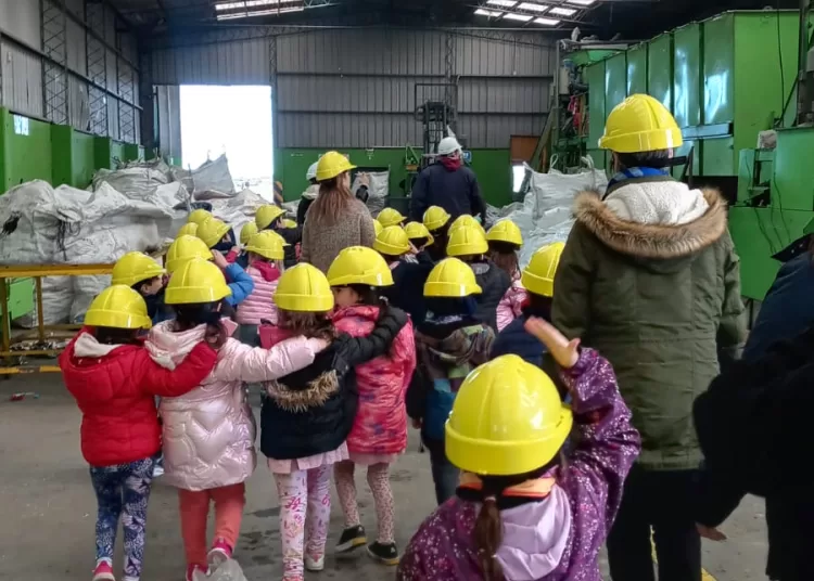 Alumnos del jardín Hogar San José visitaron el Aula Interactiva y la Planta de Tratamiento, Separación y Recuperación de Residuos Sólidos Urbanos