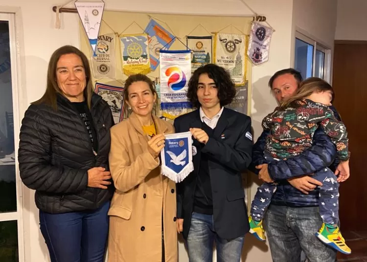 Gianni Parodi, embajador juvenil del Rotary Club Tres Arroyos, viaja a Francia por intercambio