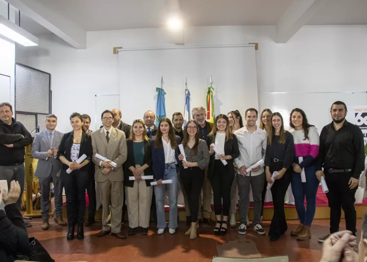 CRESta: Acto de colación de grado y entrega de diplomas