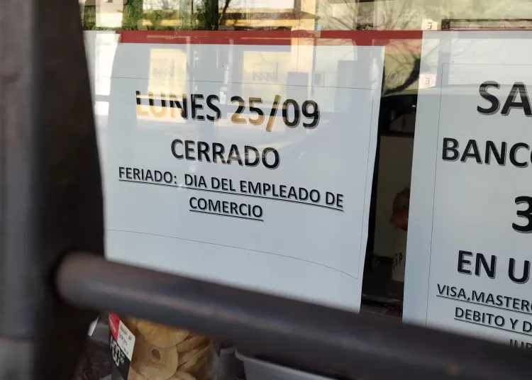 Con mayoría de locales cerrados, hubo alto acatamiento por el Día del Empleado de Comercio