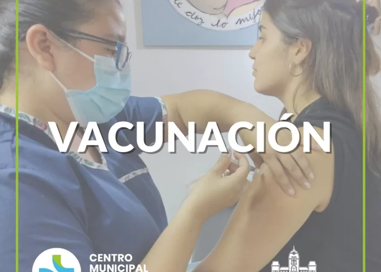 Aplican dosis de refuerzo por Covid 19 en el vacunatorio y el CIC Boca