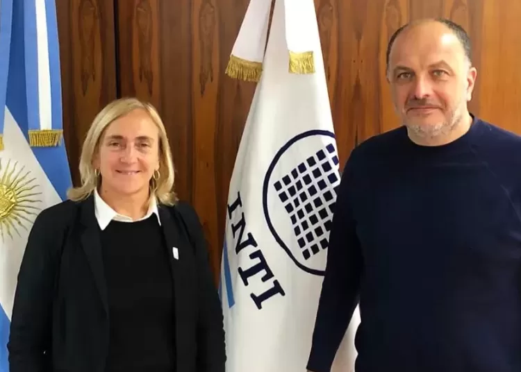 «El Municipio tiene muchos cargos políticos y hay que achicarlos», sentenció Garate