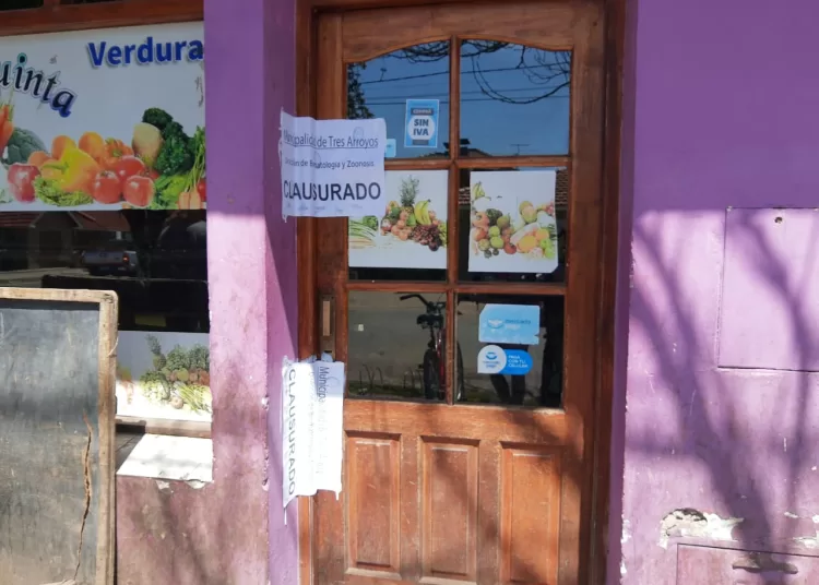 Comercio clausurado por Bromatología