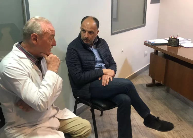Garate visitó la Clínica Hispano y resaltó «la importancia de integrar lo público y lo privado»