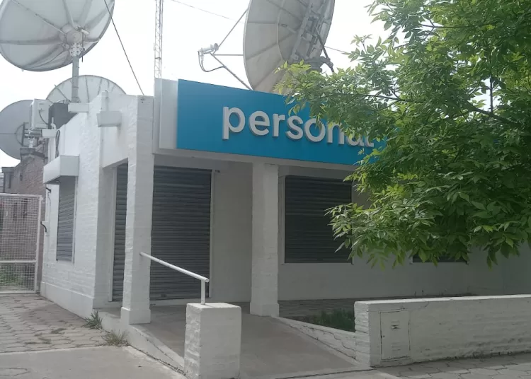 Entraron a la exCablevisión y se llevaron tres celulares