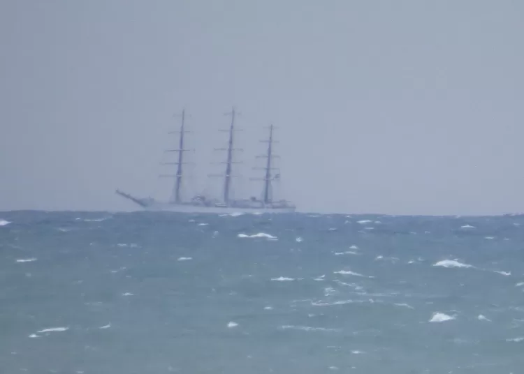 La Fragata Libertad navegó por aguas del distrito