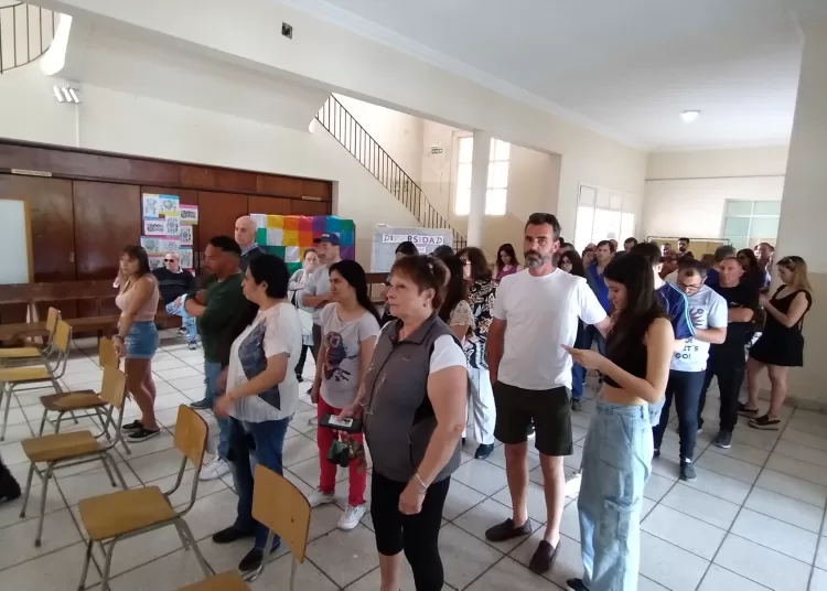 Cerraron los comicios en todo el país