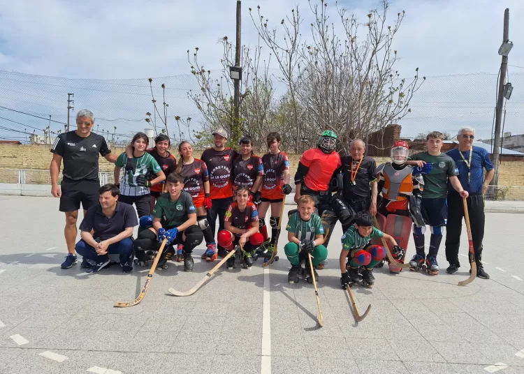 En el club Municipal se jugó la Liga de la Costa de hockey sobre patines