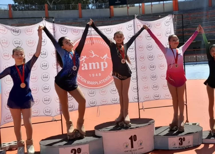 Patinadoras de Olimpo compitieron en Mar del Plata y obtuvieron podios