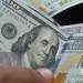 Se disparó el dólar en la ciudad y cerró a $1060 tras rozar los $1100