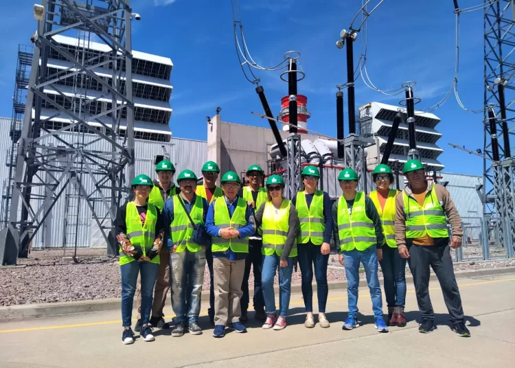 Visita de estudiantes de la Tecnicatura Universitaria en Gestión de Energías Renovables y Convencionales a la central termoeléctrica Guillermo Brown