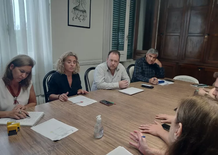 Hacienda detalló los alcances del Presupuesto 2024 ante concejales de los tres bloques