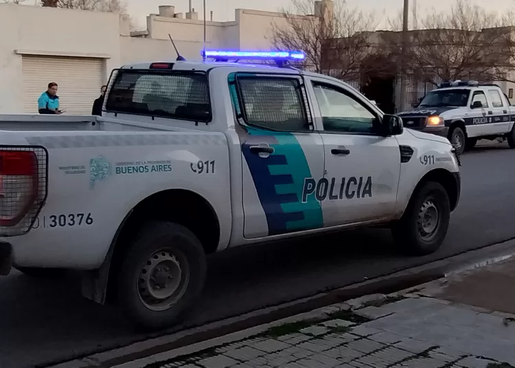 Dejó estacionada la moto y se la llevaron