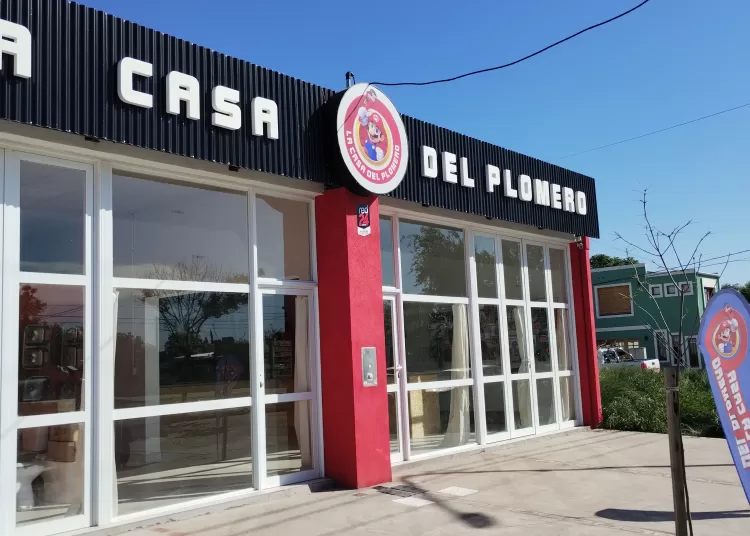 La Casa del Plomero abrió sus puertas en su nuevo punto de Almafuerte 680