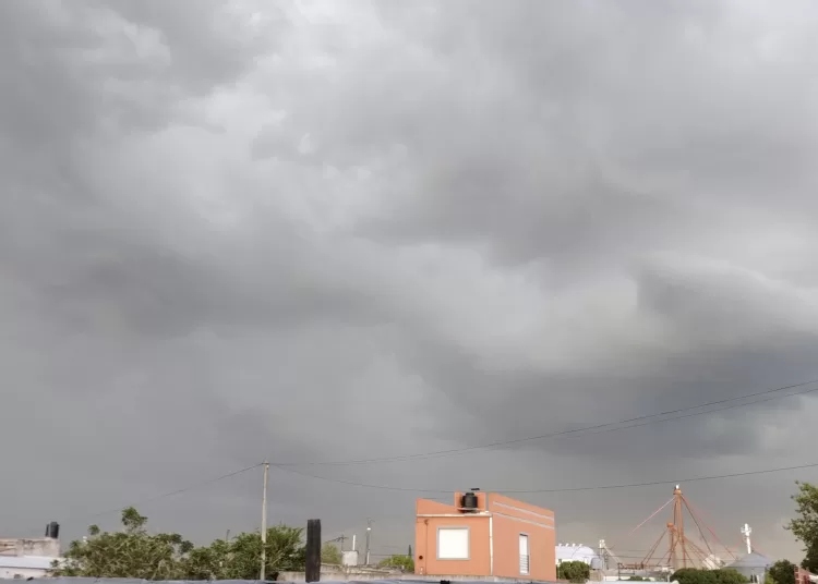 Prevén fuertes precipitaciones a partir de la tarde